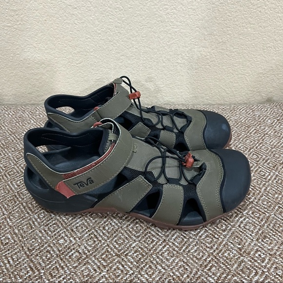 MENS SIZE 12 DARK OLIVE TEVA FLINTWOOD HIKING FISHERMAN SANDALS OUTDOOR GORPCORE - Picture 1 of 9